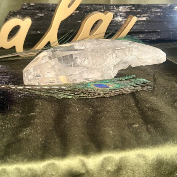 Premier Brazilian Clear Quartz Showcase – 823 g, 7.5″ × 1.75″ - Picture 4 of 7